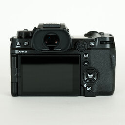 FUJIFILM X-H2