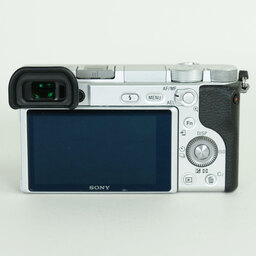 SONY α6400（ILCE-6400）