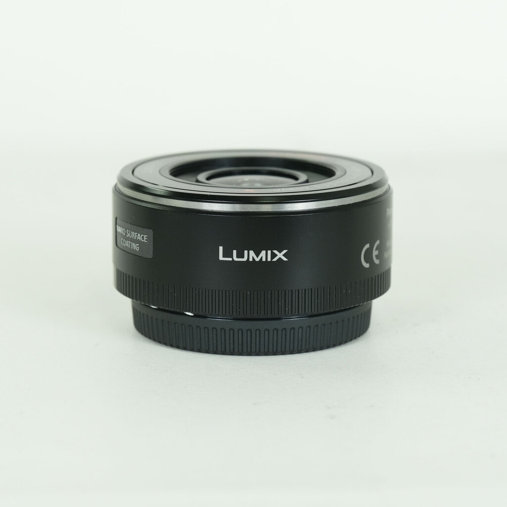 Panasonic LUMIX G X VARIO PZ 14-42mm / F3.5-5.6 ASPH. / POWER O.I.S. Panasonic LUMIX G X VARIO PZ 14-42mm / F3.5-5.6 ASPH. / POWER O.I.S.