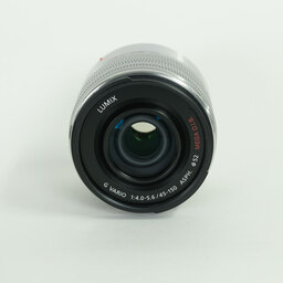 Panasonic LUMIX G VARIO 45-150mm / F4.0-5.6 ASPH. / MEGA O.I.S.