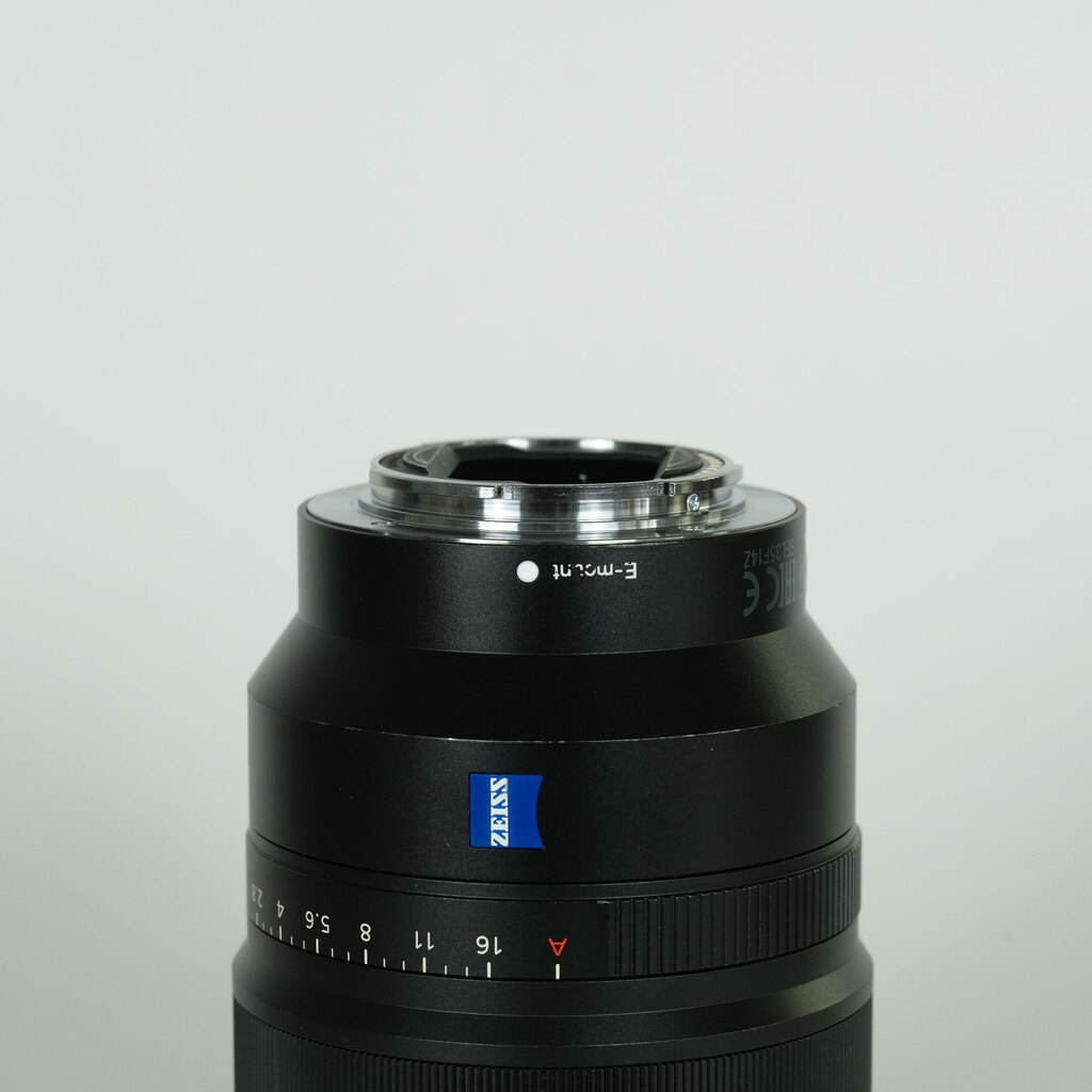 SONY Distagon T* FE 35mm F1.4 ZA SEL35F14Z