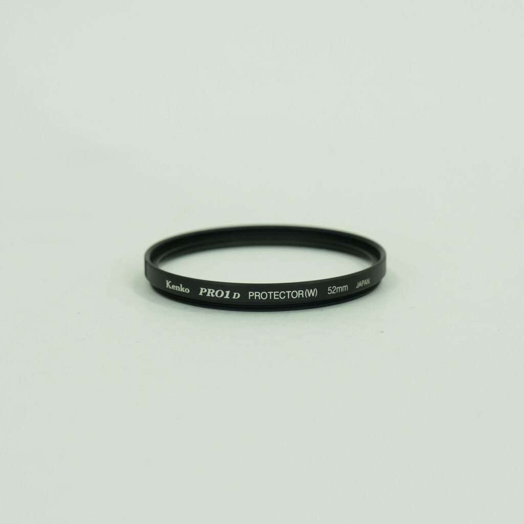 Panasonic LUMIX G VARIO 45-200mm / F4.0-5.6 II / POWER O.I.S. Panasonic LUMIX G VARIO 45-200mm / F4.0-5.6 II / POWER O.I.S.