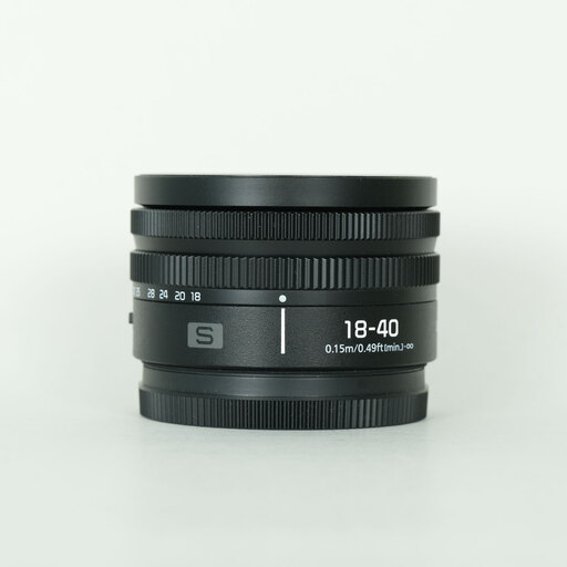 Panasonic LUMIX S 18-40mm F4.5-6.3を徹底解説。小型機のメリットを