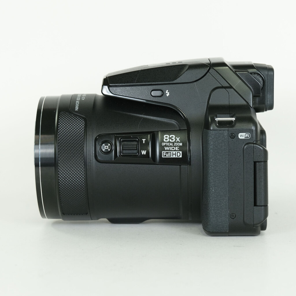 Nikon COOLPIX P900