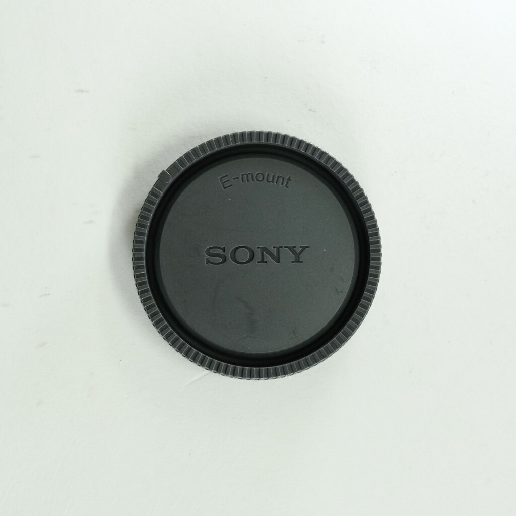 SONY E 18-135mm F3.5-5.6 OSS SEL18135 SONY E 18-135mm F3.5-5.6 OSS SEL18135