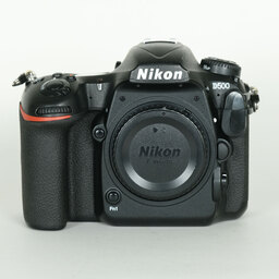 Nikon D500