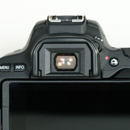 Canon EOS Kiss X9