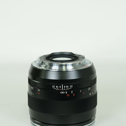 コシナ ツァイス Makro Planar T*2/50mm ZE