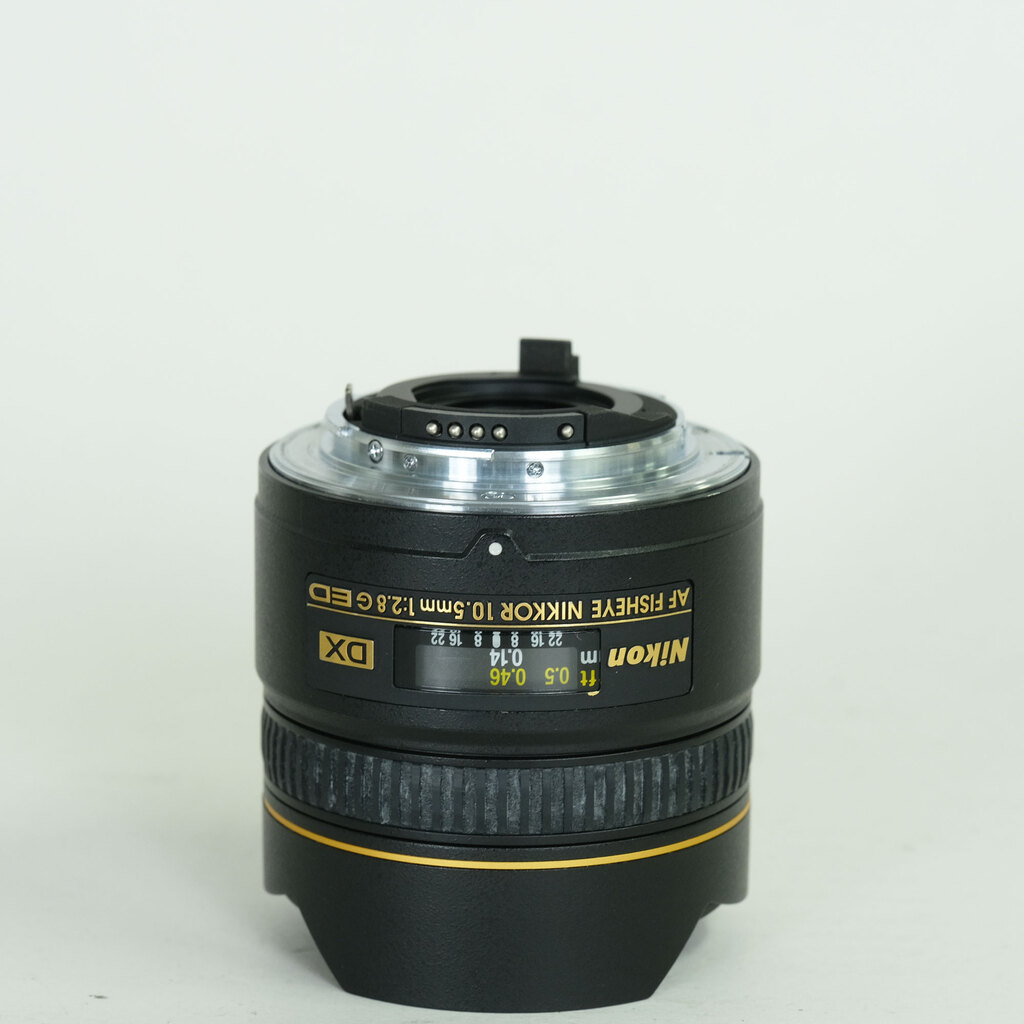Nikon AF DX Fisheye-Nikkor 10.5mm F2.8G ED Nikon AF DX Fisheye-Nikkor 10.5mm F2.8G ED