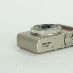 FUJIFILM XF10 シャンパンゴールド