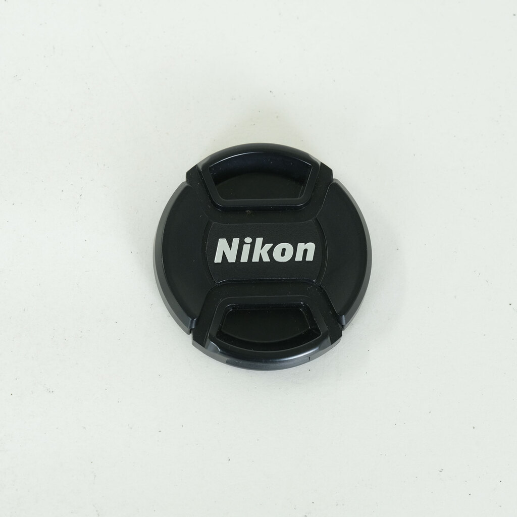 Nikon AF-S DX NIKKOR 18-55mm f3.5-5.6G VR II
