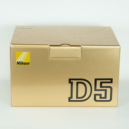Nikon D5