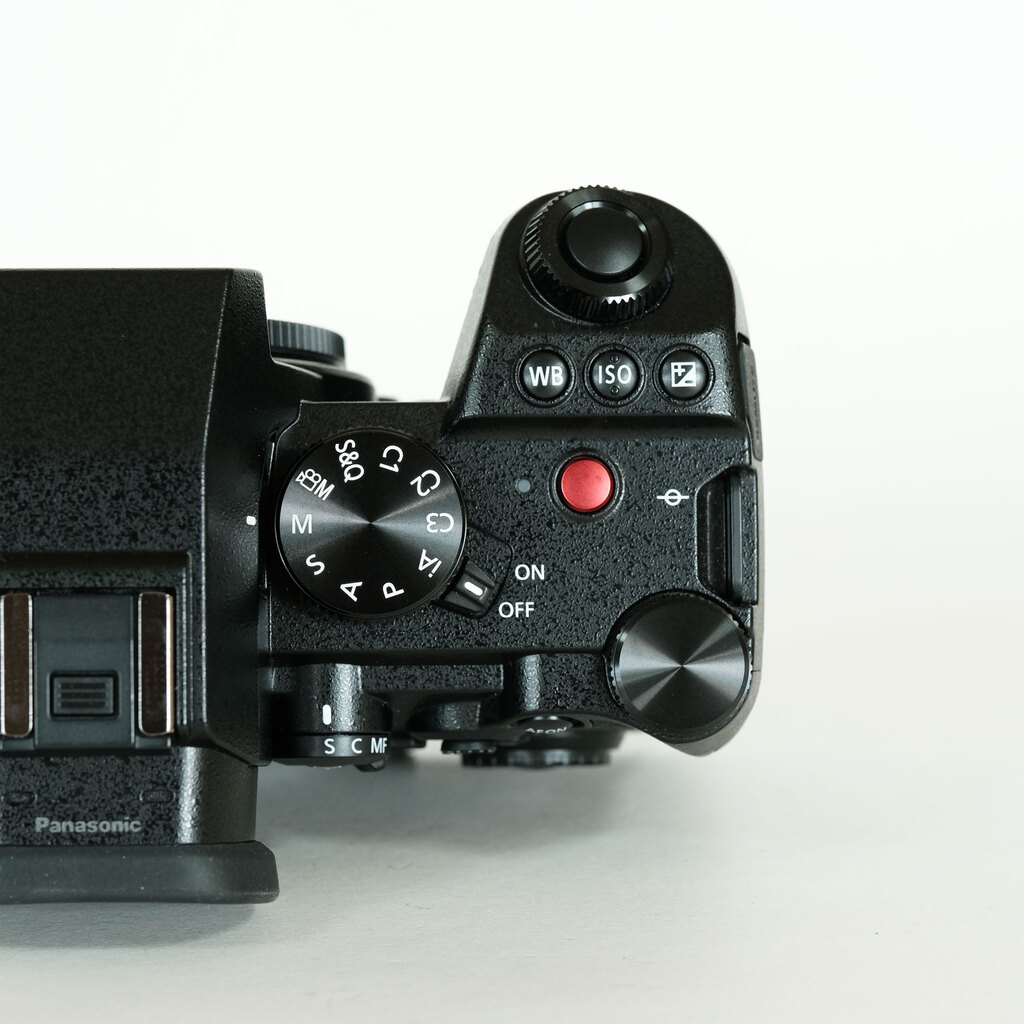 Panasonic LUMIX S5II DC-S5M2