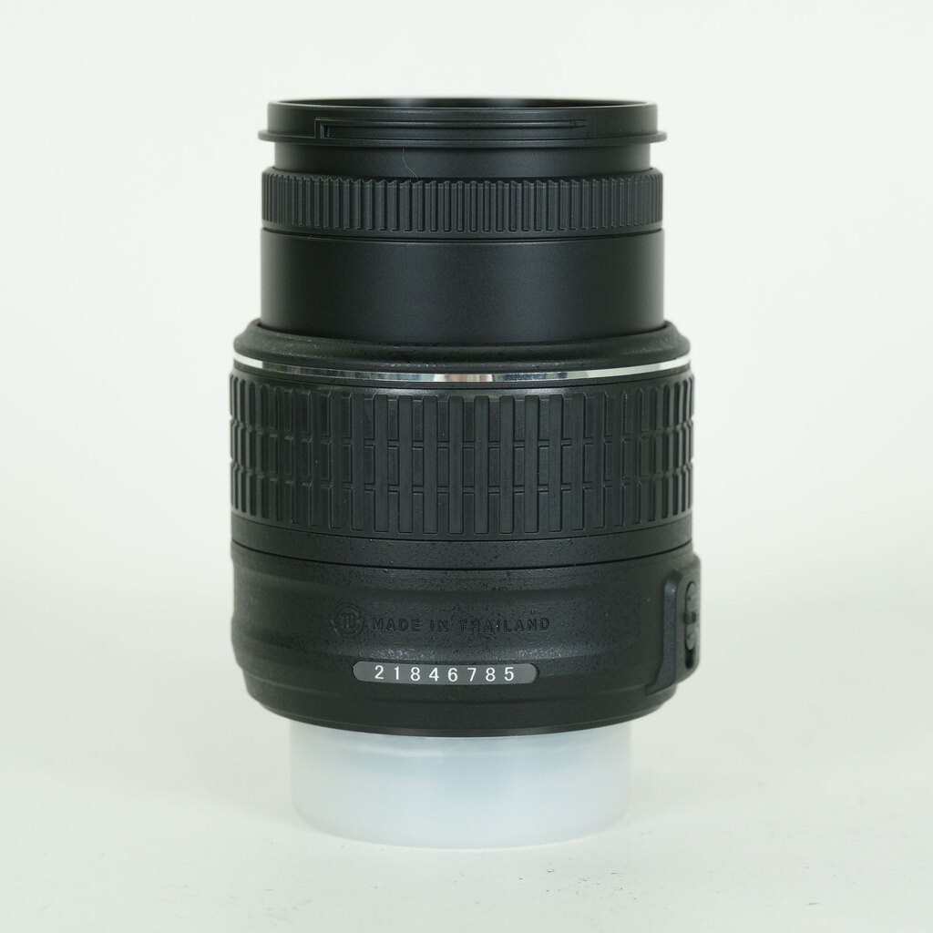 Nikon AF-S DX NIKKOR 18-55mm f3.5-5.6G VR II