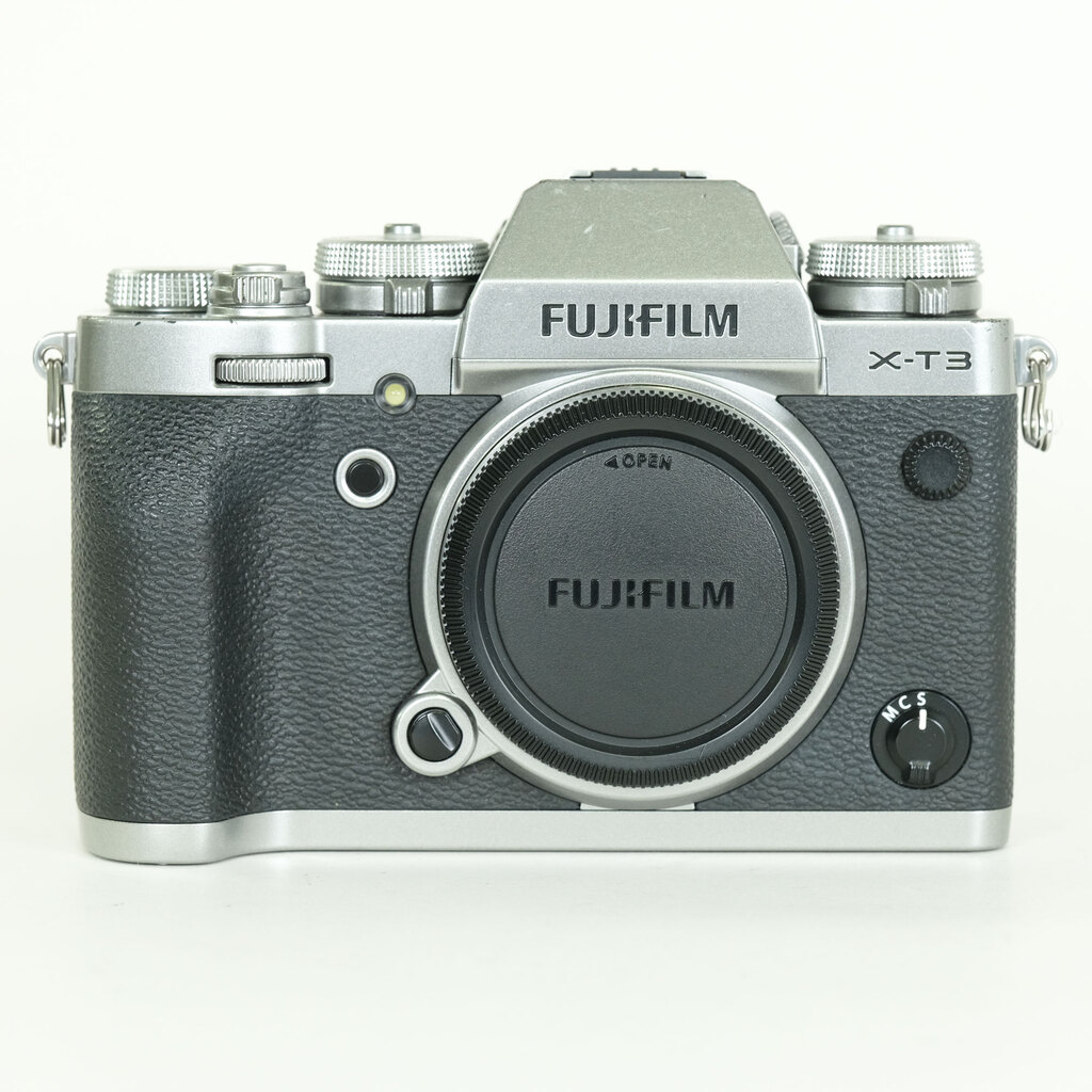 FUJIFILM X-T3