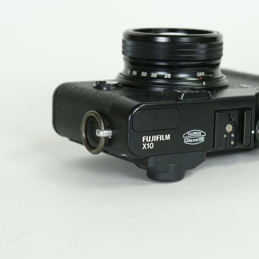 FUJIFILM X10 ブラック
