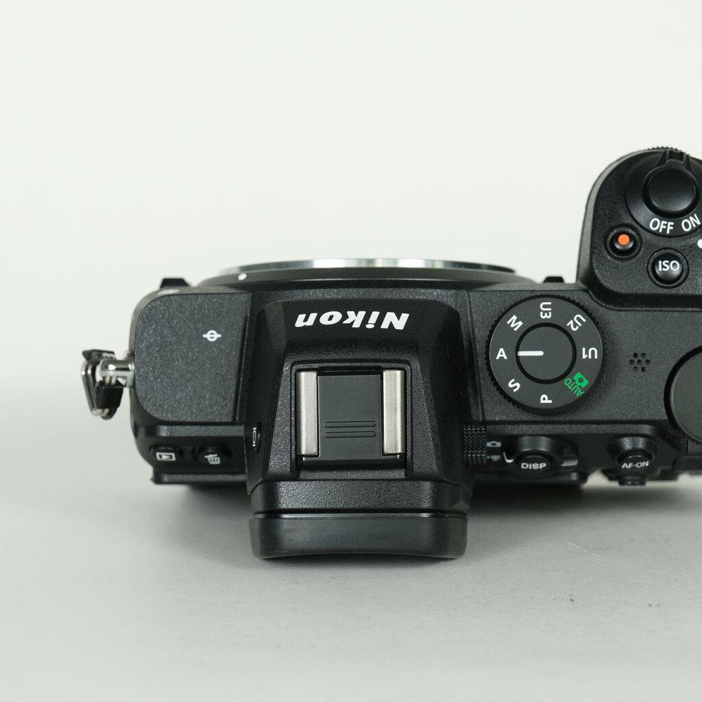 【11/16まで出品】フルサイズ一眼 ニコン NIKON Z5 中古本体のみ Nikon Z5の出品 | ONE SCENE（ワンシーン）