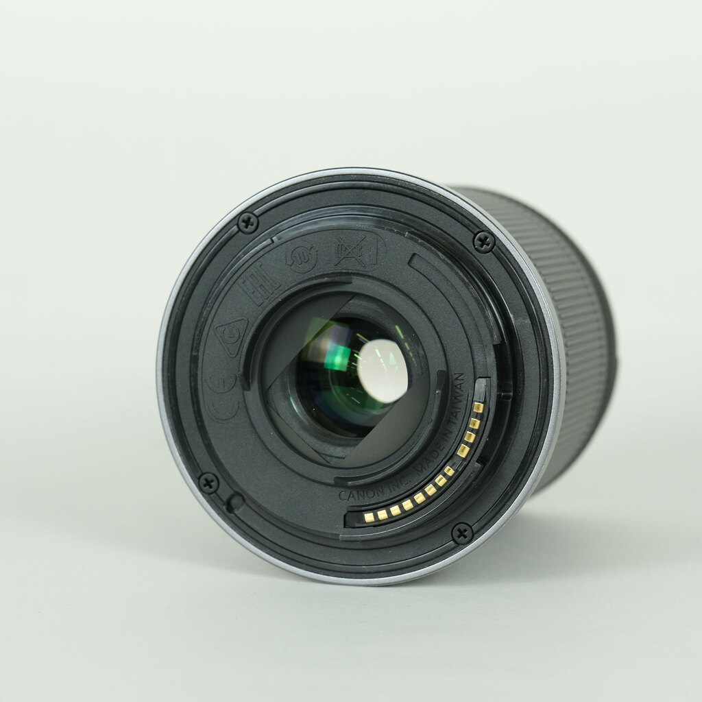 Canon RF-S18-150mm F3.5-6.3 IS STMの出品 | ONE SCENE（ワンシーン）