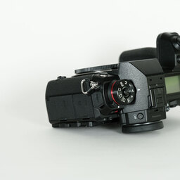 Panasonic LUMIX DC-S1R