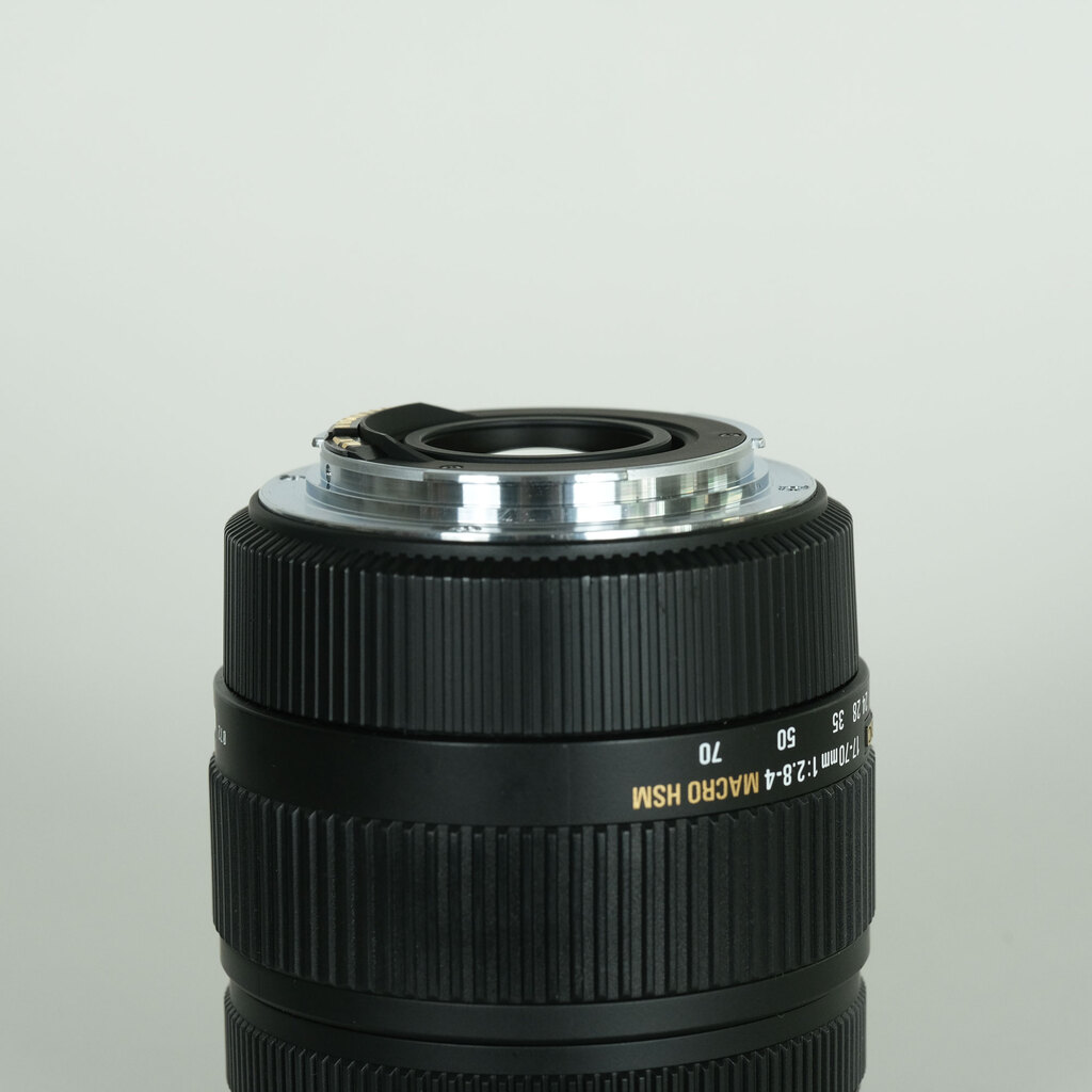 SIGMA 17-70mm F2.8-4 DC MACRO OS HSM [キヤノンEF用]
