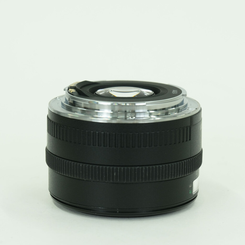 Canon EF35mm F2 Canon EF35mm F2