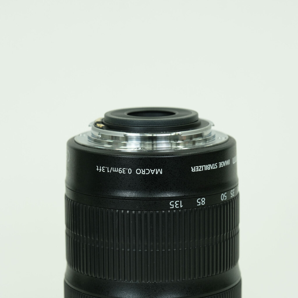 Canon EF-S18-135mm F3.5-5.6 IS STM Canon EF-S18-135mm F3.5-5.6 IS STM