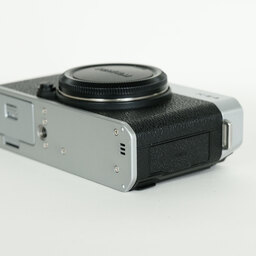 FUJIFILM X-E4 FUJIFILM X-E4