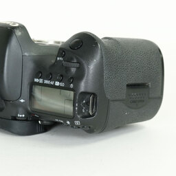 Canon EOS 7D Mark II