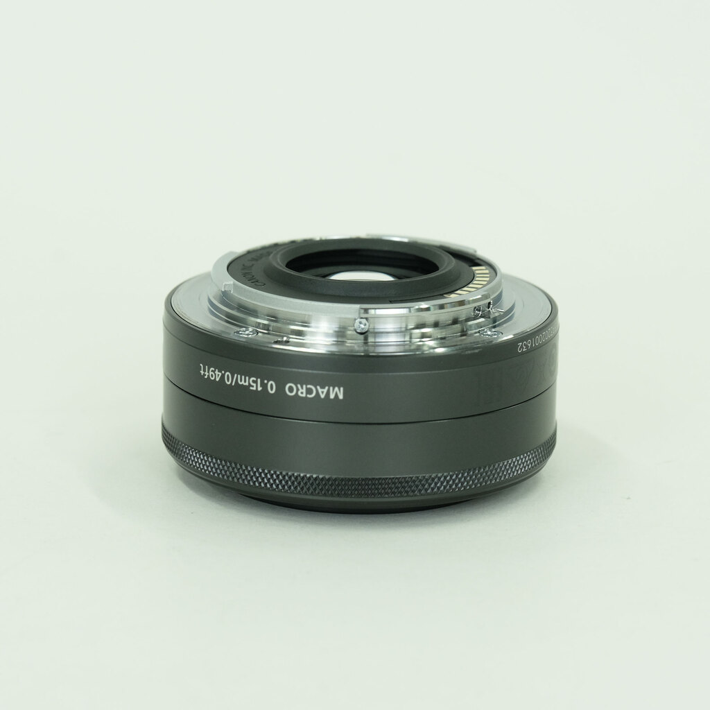 Canon EF-M22mm F2 STM Canon EF-M22mm F2 STM