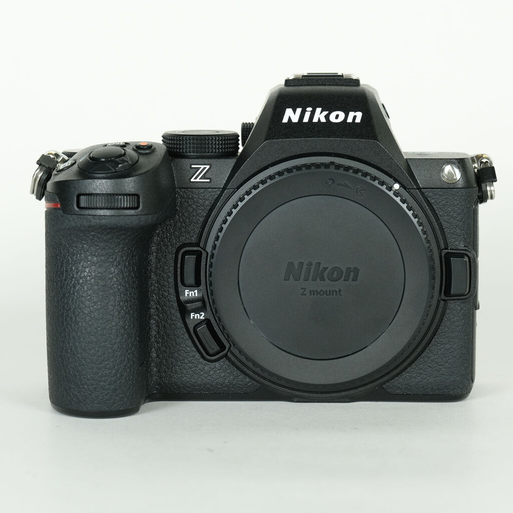 Nikon Z5II [�{�f�B]