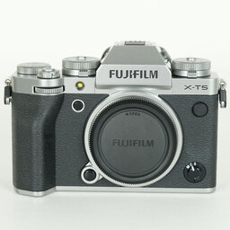 FUJIFILM X-T5