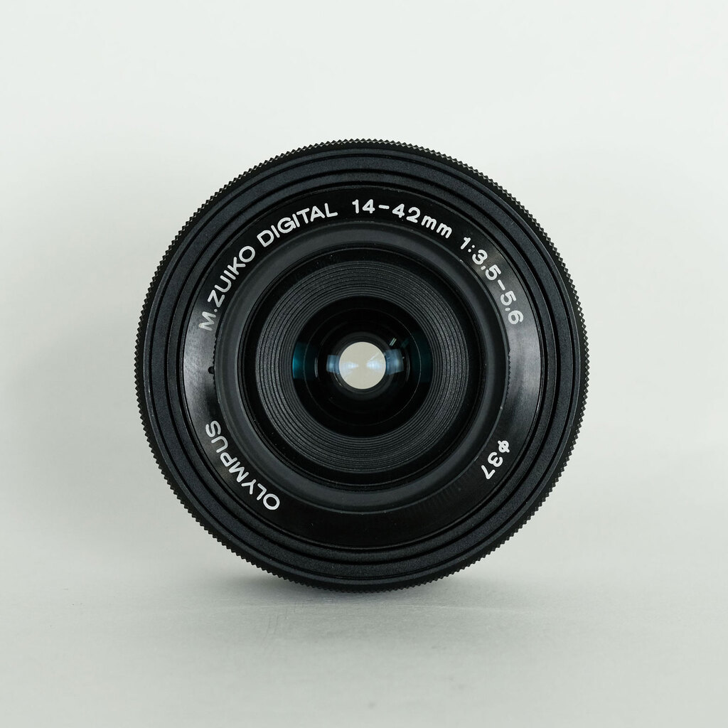 OLYMPUS M.ZUIKO DIGITAL ED 14-42mm F3.5-5.6 EZ ブラック