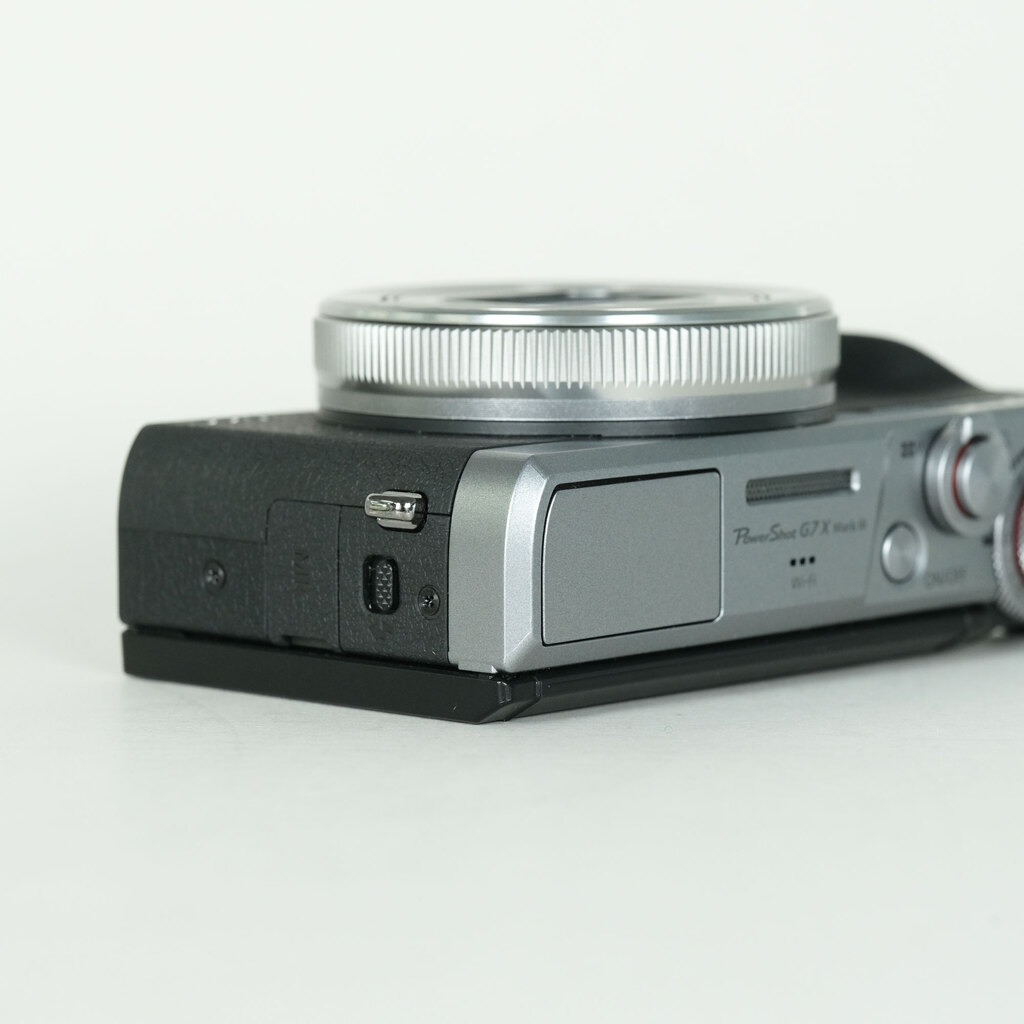 Canon PowerShot G7X Mark III シルバーの出品 | ONE SCENE（ワンシーン）