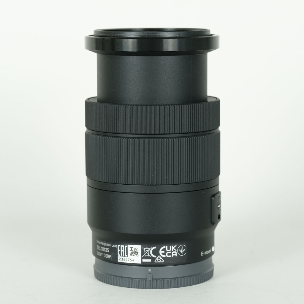 SONY E 18-135mm F3.5-5.6 OSS SEL18135 SONY E 18-135mm F3.5-5.6 OSS SEL18135