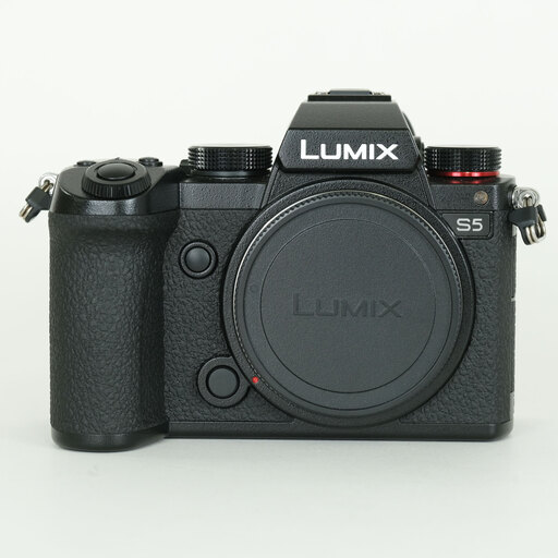 Panasonic LUMIX DC-S5