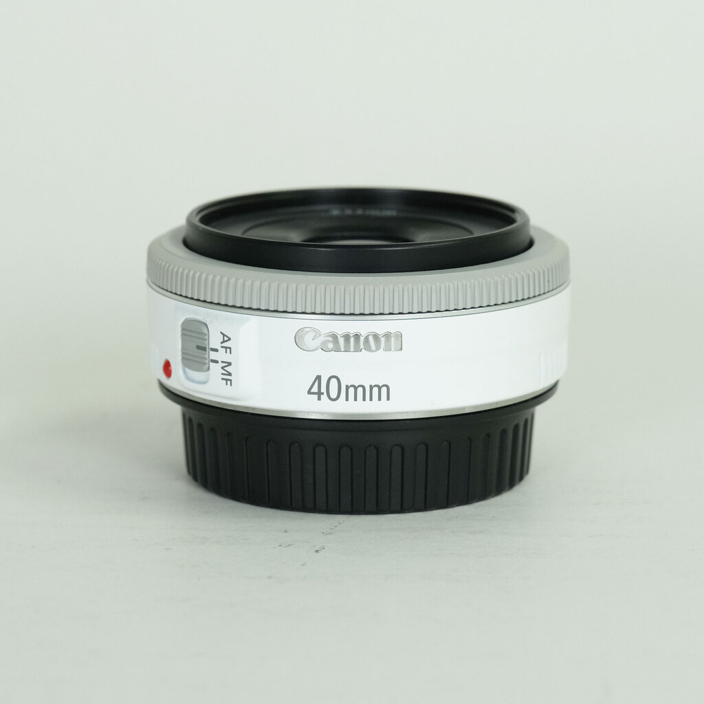 Canon EF40mm F2.8 STM ホワイト