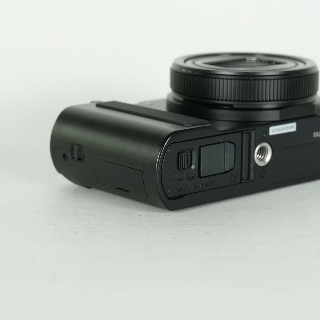 Panasonic LUMIX DC-TX3