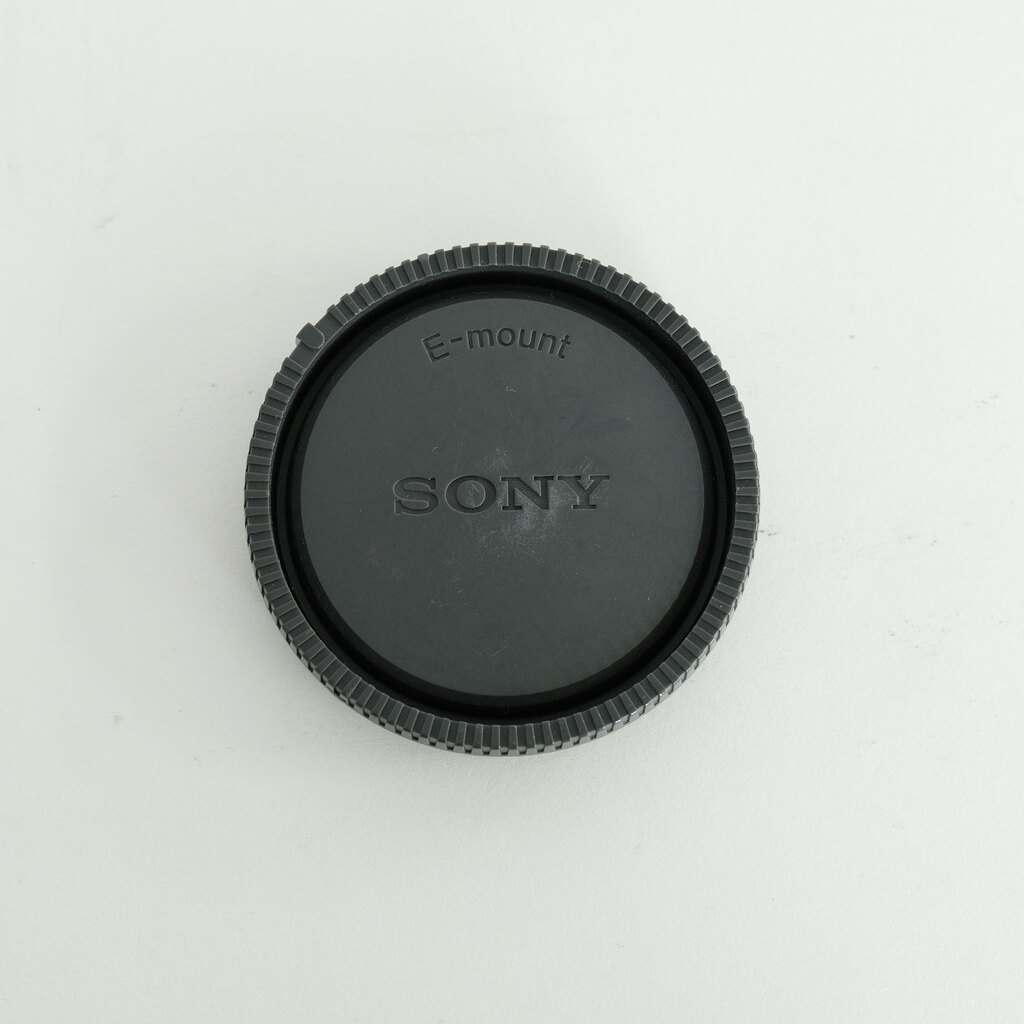 SONY E 16mm F2.8 SEL16F28