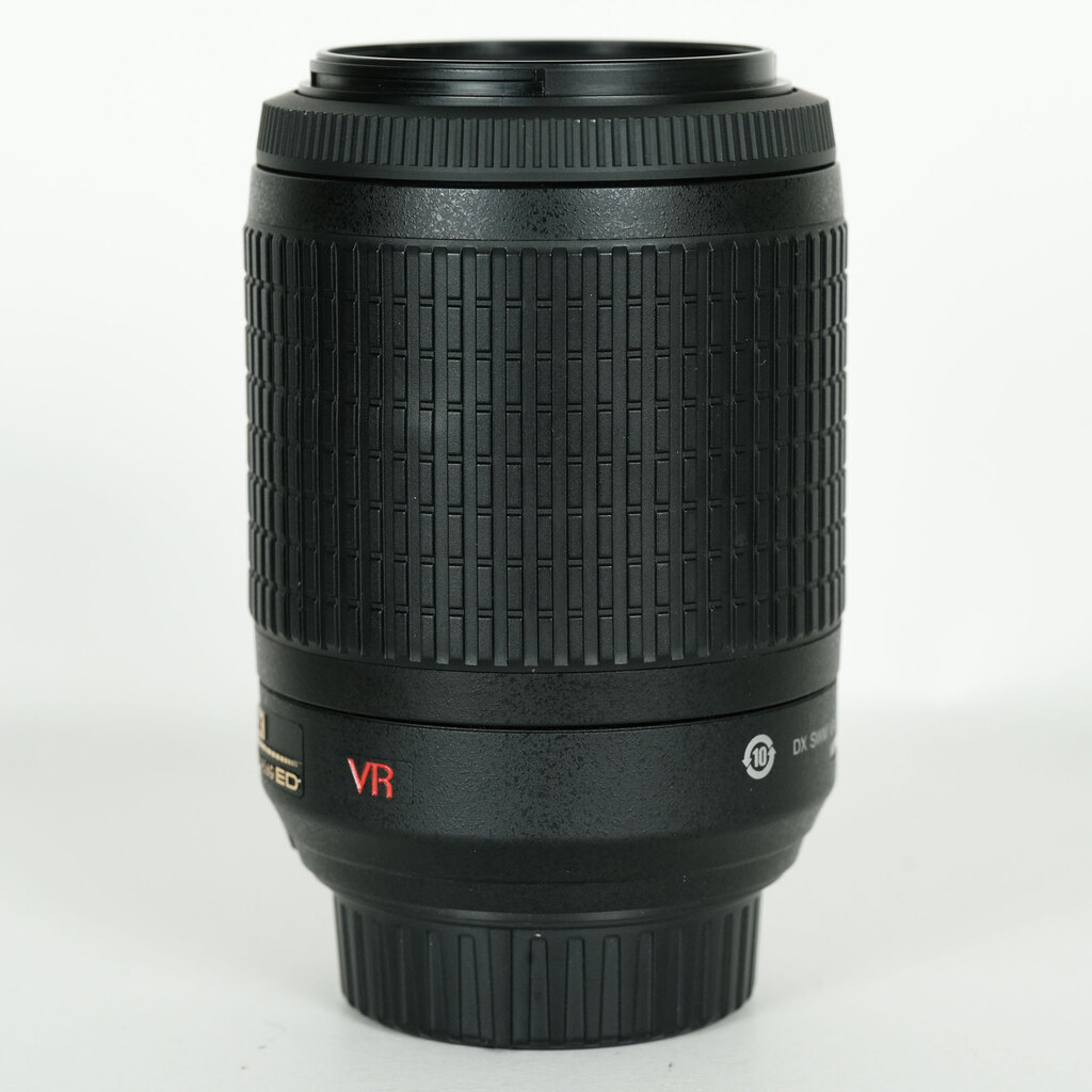Nikon AF-S DX VR Zoom-Nikkor 55-200mm F4-5.6G IF-ED