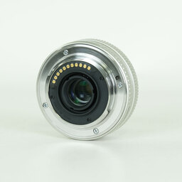 OLYMPUS M.ZUIKO DIGITAL 17mm F2.8 シルバー