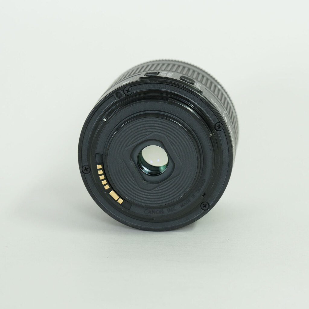 Canon EF-S18-55mm F4-5.6 IS STM