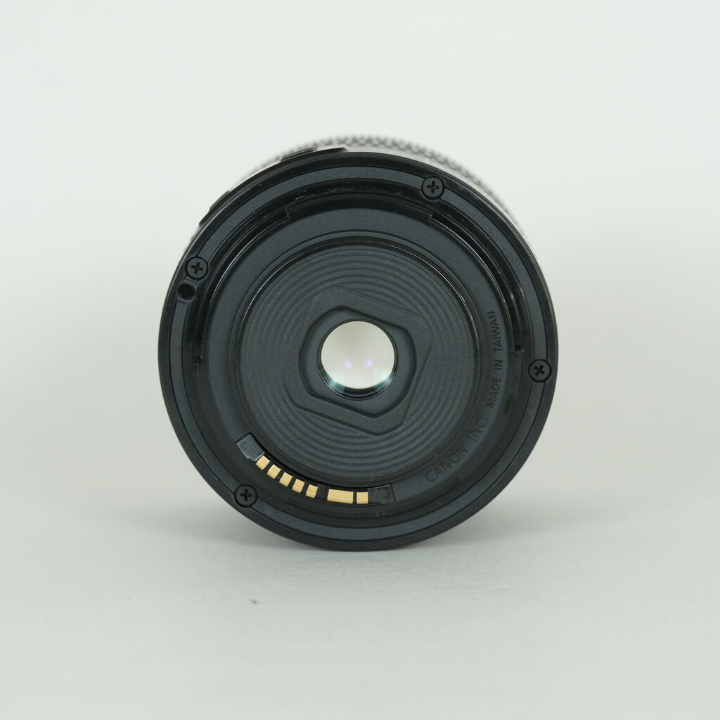 Canon EF-S18-55mm F4-5.6 IS STM