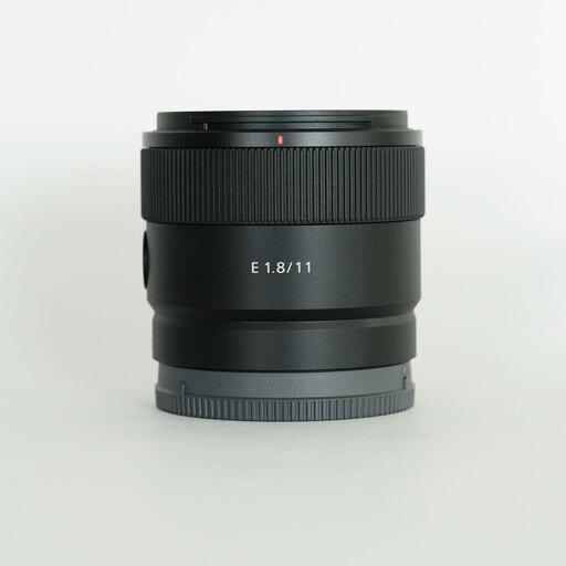 SONY E 11mm F1.8 SEL11F18 SONY E 11mm F1.8 SEL11F18