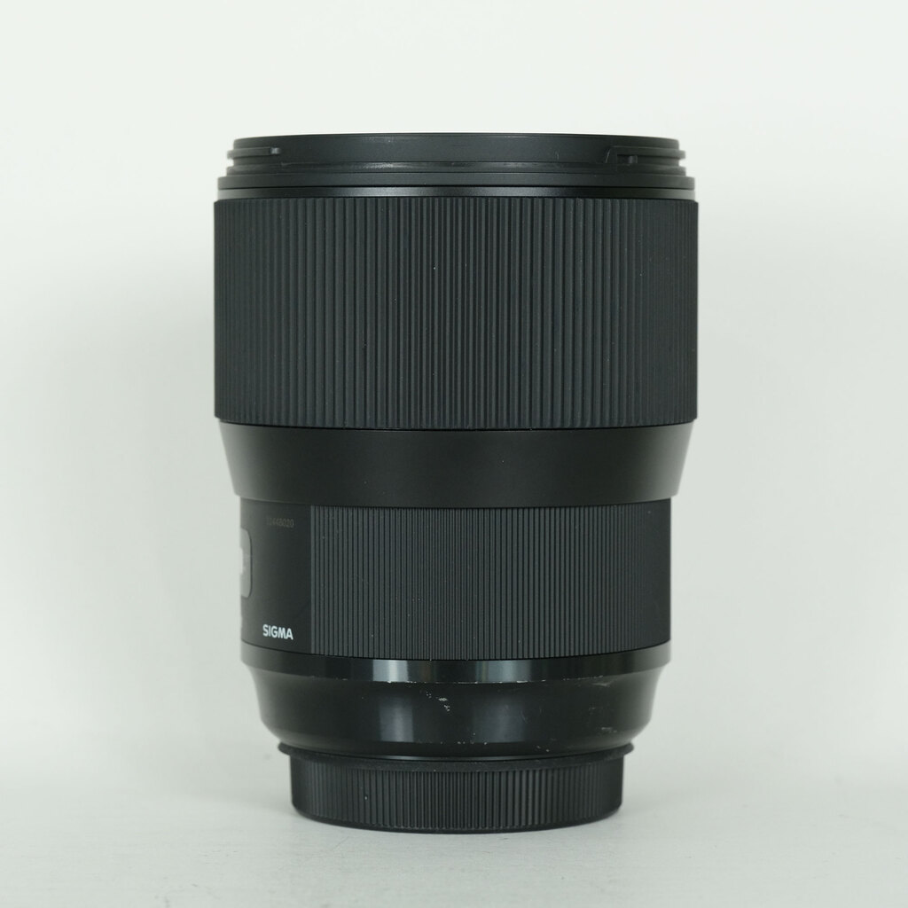 SIGMA 135mm F1.8 DG HSM｜Art [キヤノン用]の出品 | ONE SCENE（ワン