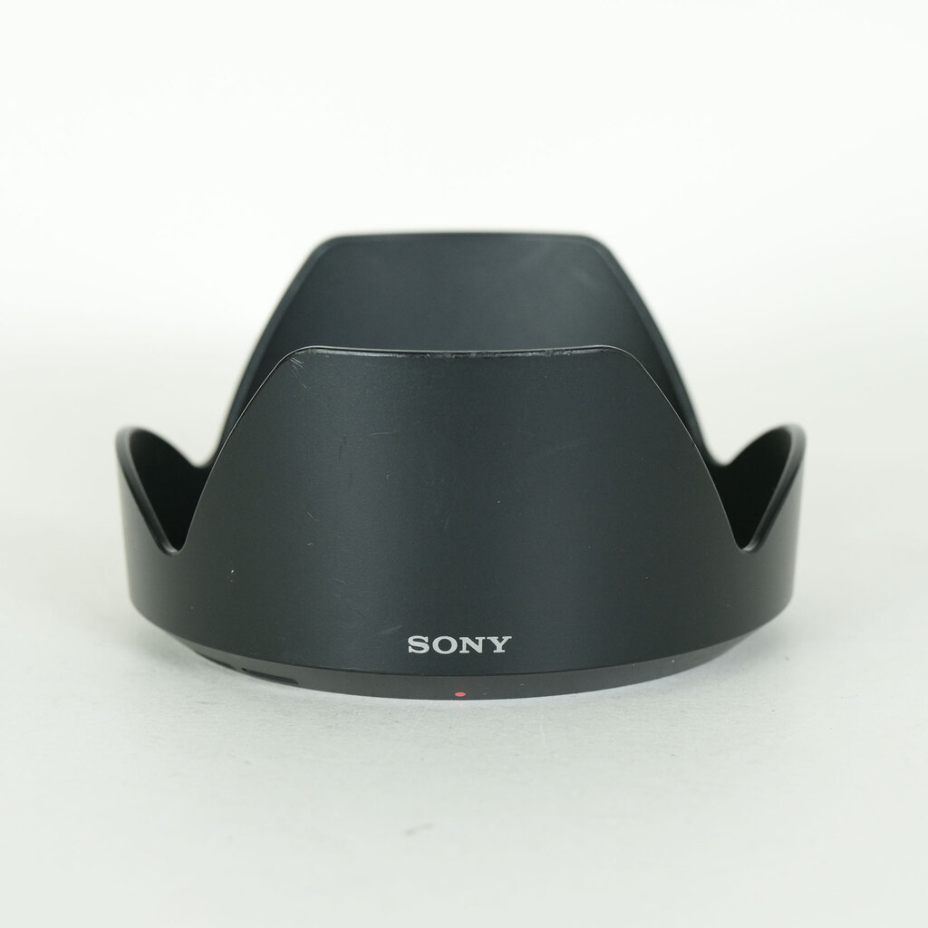 SONY FE 24-240mm F3.5-6.3 OSS SEL24240