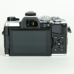 OM SYSTEM OM-5