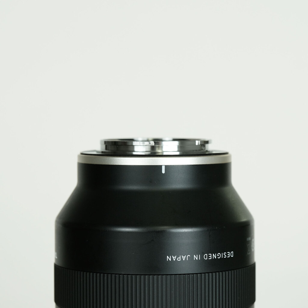 TAMRON 70-180mm F/2.8 Di III VXD (Model A056) [ ソニーE用 ]