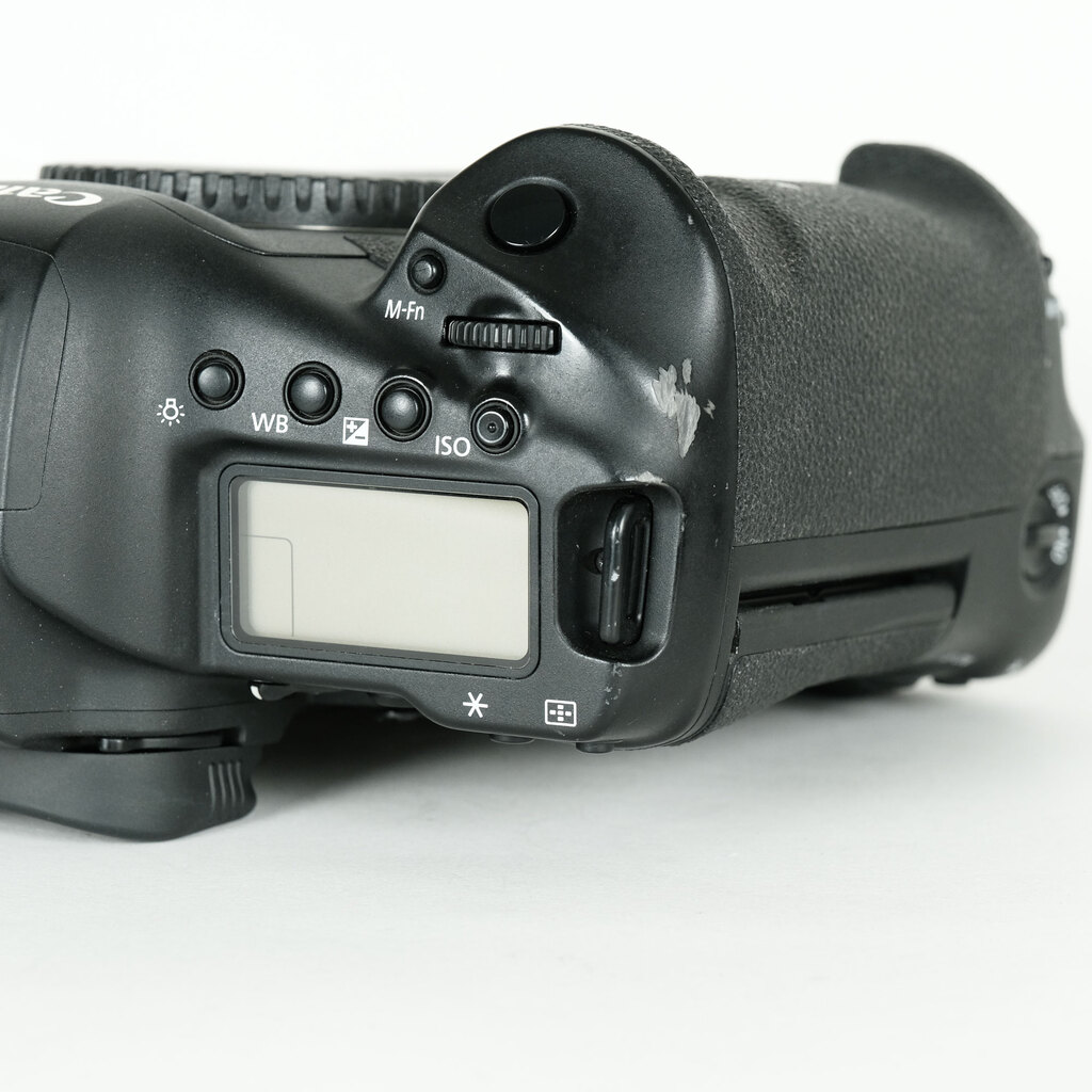 Canon EOS-1D X Mark III