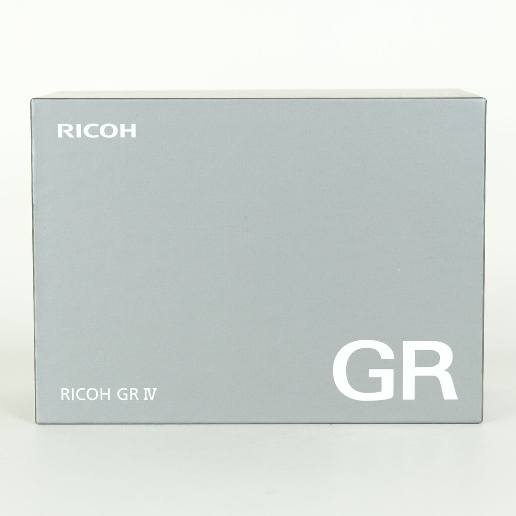 RICOH GR IV