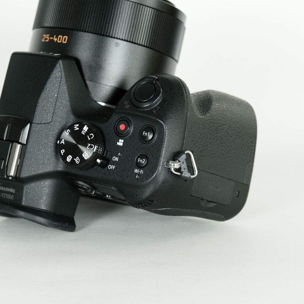Panasonic LUMIX DMC-FZ1000